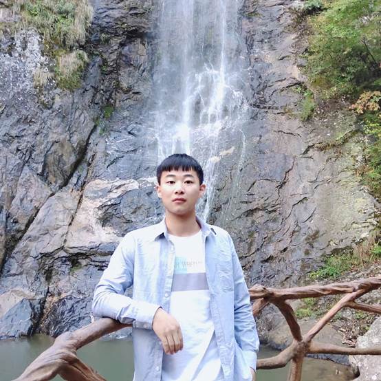 说明: D:\新葡萄\我的文件\就业\2019-2020一学期\品学之星统计\徐新文.jpg
