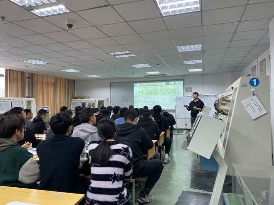 说明: C:\Users\Administrator.USER-20191115NB.000\Desktop\596E5EDE9BDD4E230508CA4E41247782.png 说明: C:\Users\Administrator.USER-20191115NB.000\Desktop\596E5EDE9BDD4E230508CA4E41247782.png