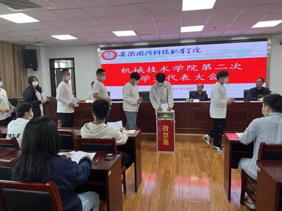 说明: 1fc8c763989ac247 说明: 1fc8c763989ac247